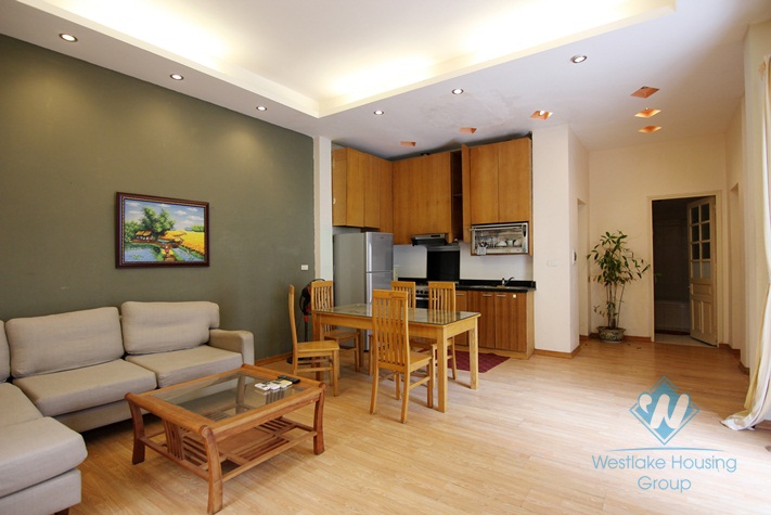 Cheap 3 bedroom apartment for rent in Tay Ho, Hanoi
